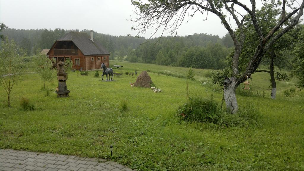 Villa Pumpuri Svente Esterno foto
